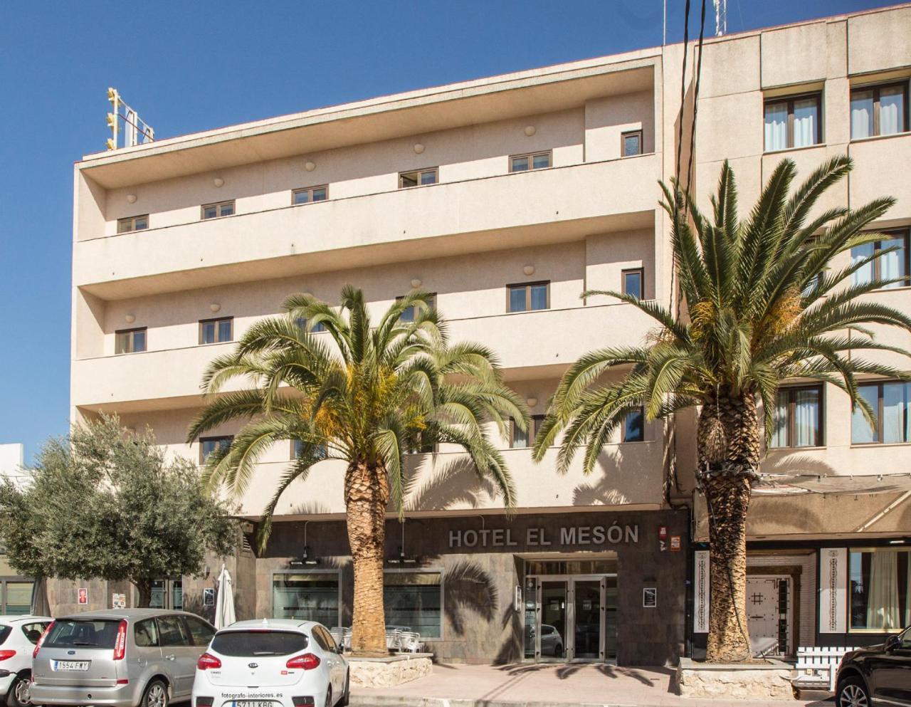 Hotel El Meson Torrijos Esterno foto
